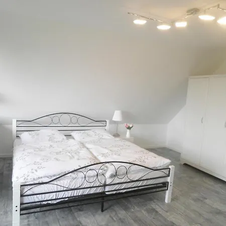 דירה Ferienwohnung 8888 App. 2 - #125946 *